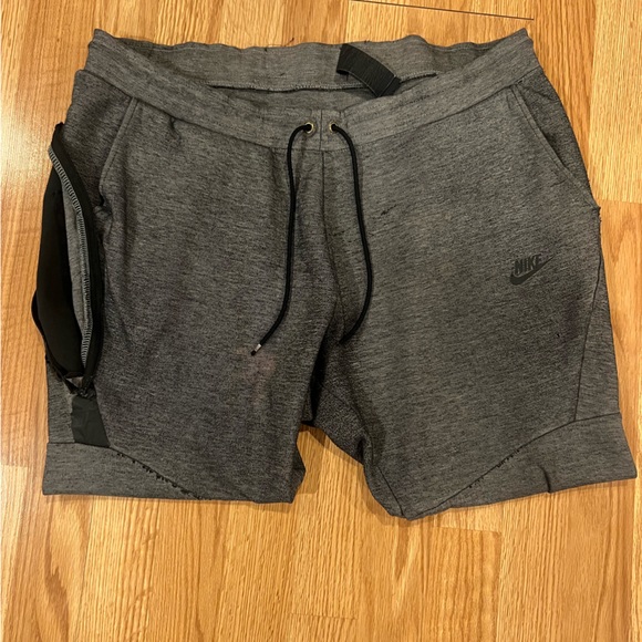 Pair of Nike Sweatpants - Picture 7 of 12